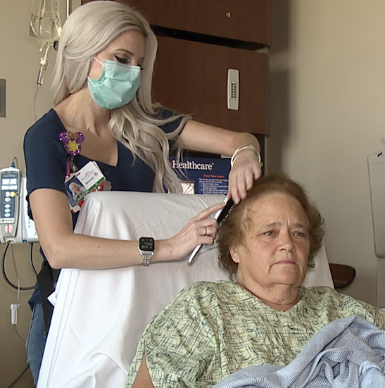 Las Vegas Nurse Pampers Patients On Her Days Off Tank Good News